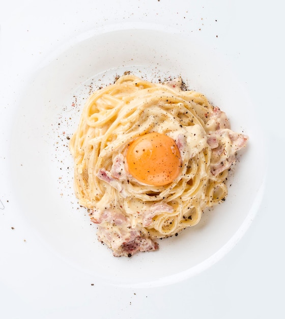 Pasta Carbonara mit Speck