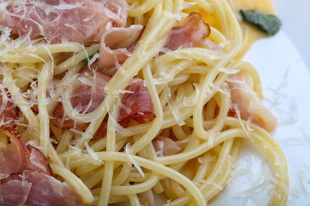 Pasta Carbonara