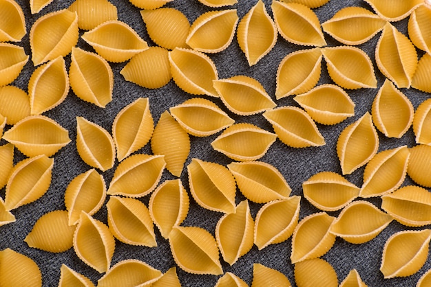 Pasta cruda closeup