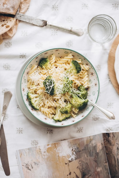 Pasta italiana con brócoli