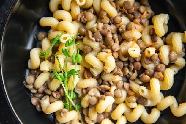 Pasta de lentejas frijoles cavatappi legumbres segundo plato comida saludable dieta snack