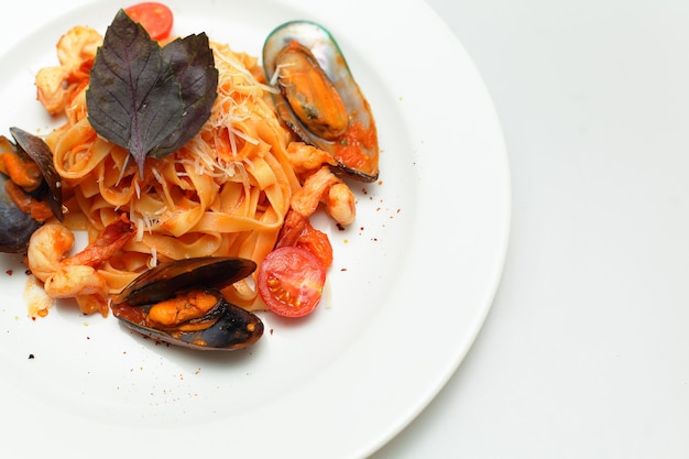 Pasta de mariscos - Tagliatelle marinara, cocina italiana