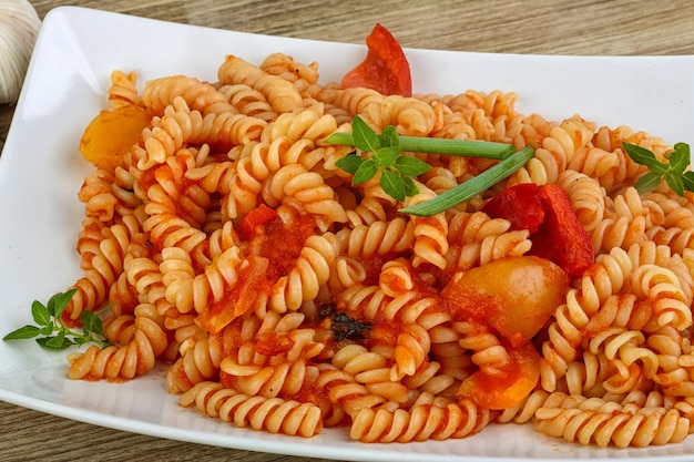 Pasta mit Tomatensauce