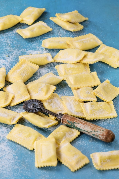 Pasta de ravioli sin cocer