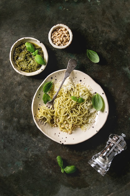 Pasta con salsa de pesto