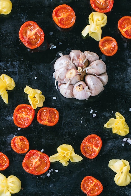 Pasta und Tomaten