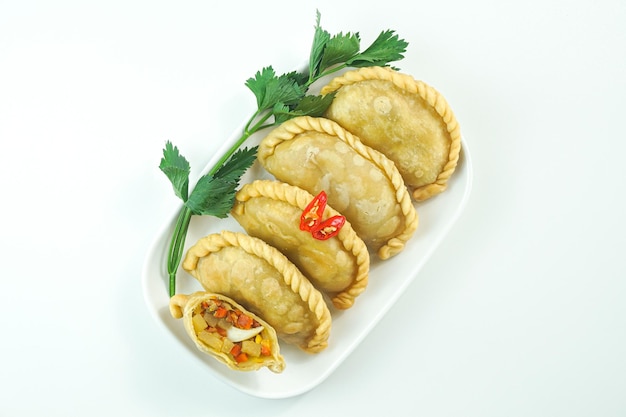 Pastéis fritos na Indonésia conhecidos como Pastel goreng