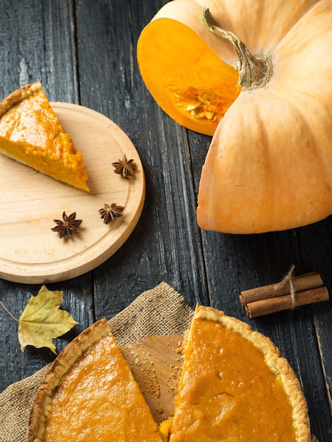 pastel de calabaza tradicional para acción de gracias