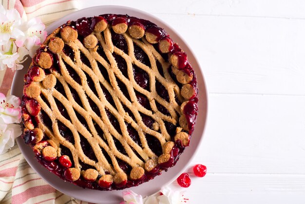 Pastel casero de cereza