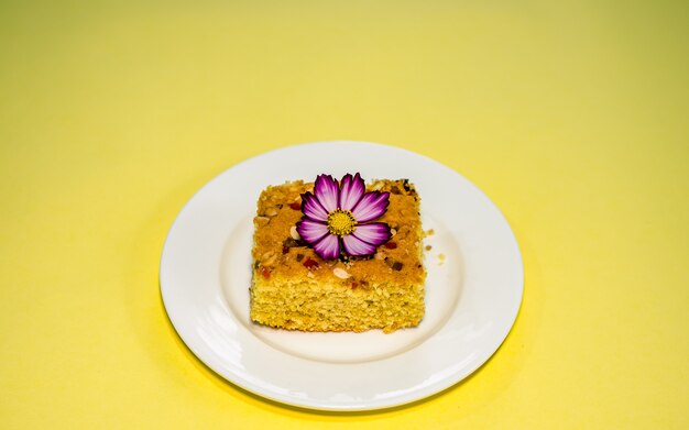 El pastel de desayuno saludable es bueno para la vida saludable en Katmandú, Nepal