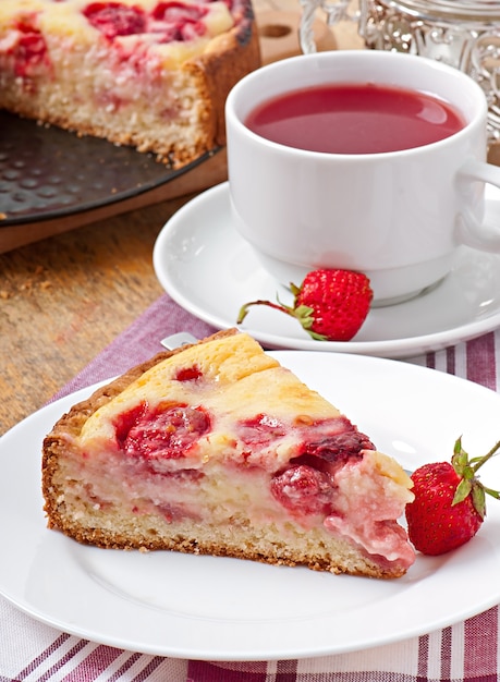 Pastel francés con fresas