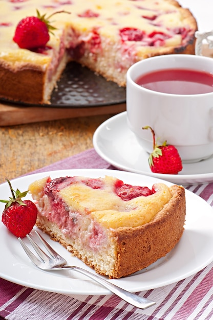 Pastel francés con fresas