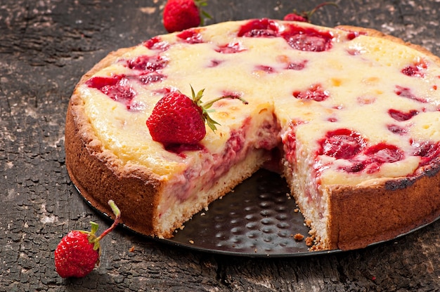 Pastel francés con fresas