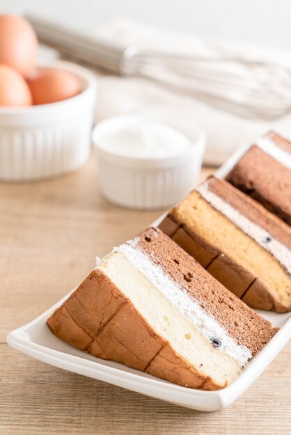 pastel de gasa en la mesa