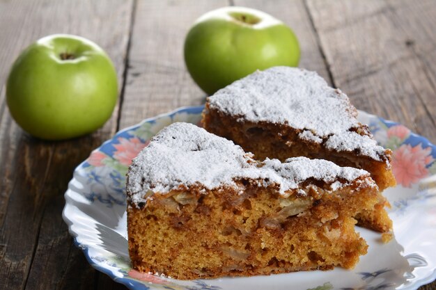 Pastel de manzana horneado casero