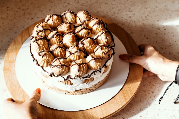 Pastel de masa saludable. hornear sin azúcar ni gluten.