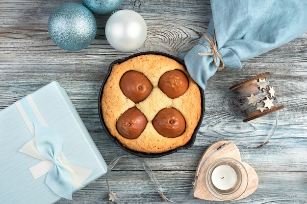 Pastel de pera en Navidad