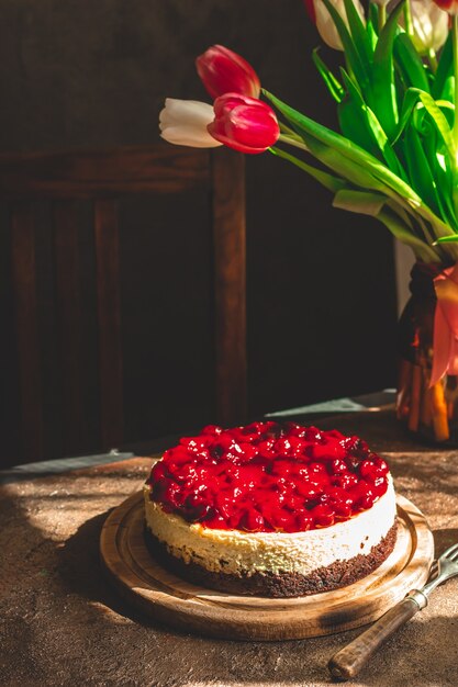 Pastel de queso y cereza homemde backery