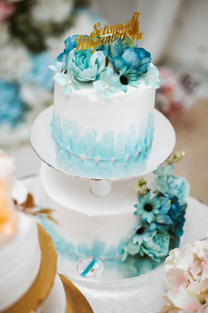 Pastel de recepción de bodas.