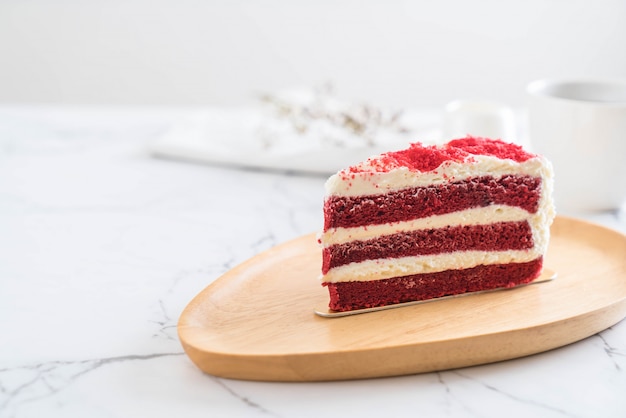 pastel de terciopelo rojo