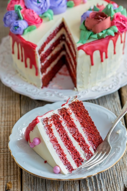 pastel de terciopelo rojo