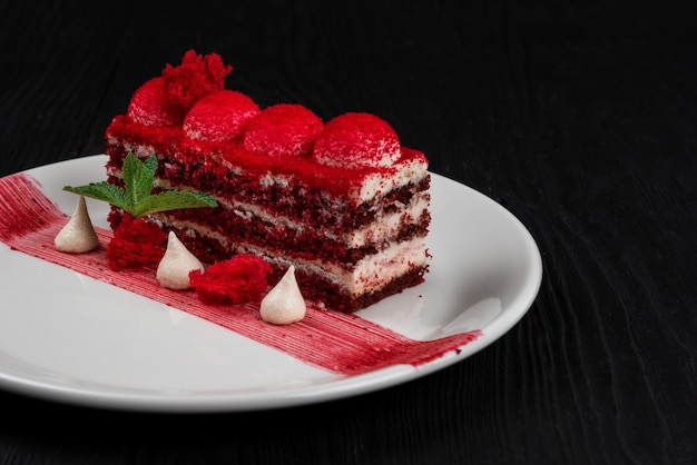 pastel de terciopelo rojo