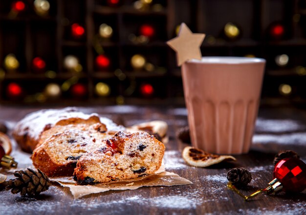 Pasteles de Navidad Dresdnen Stollen