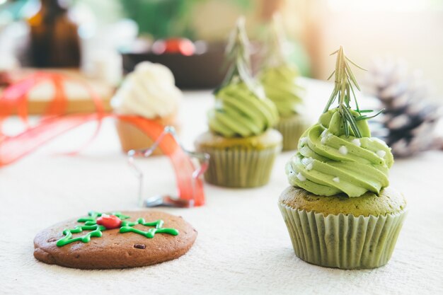 Pastelitos navideños decorados