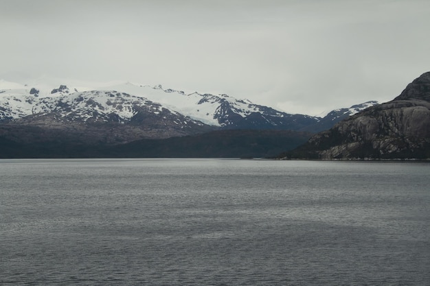 Patagonia desde ferry desde Puerto Natales