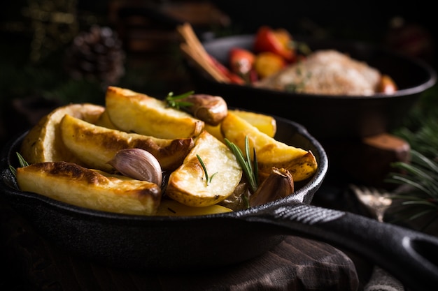 Patatas al horno con ajo