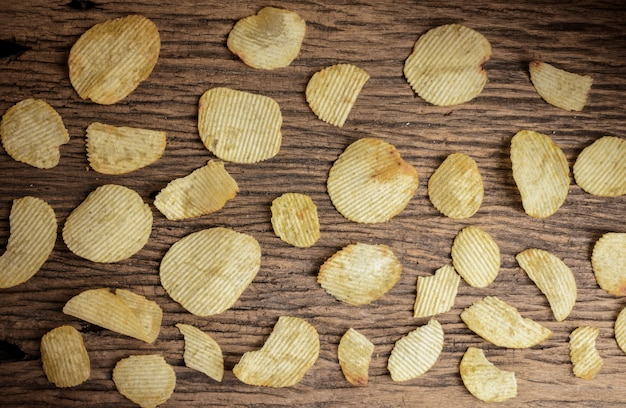 Patatas fritas en madera