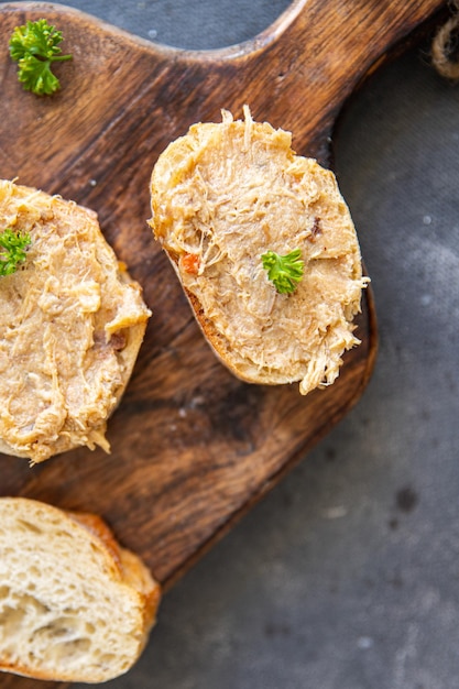 paté rillettes pollo carne o pato aves paté cocina comida fresca comida bocadillo en la mesa