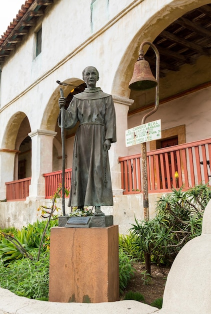 Pater Junipero Serra-Statue Mission Santa Barbara