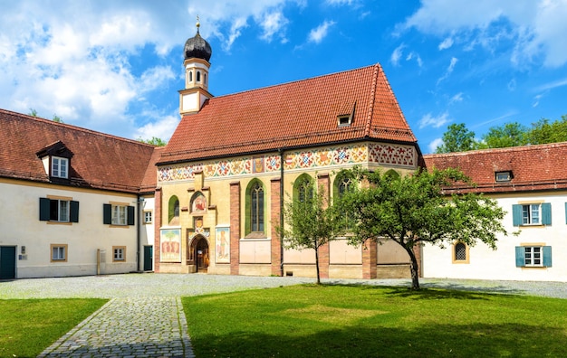 Pátio do Castelo de Blutenburg em Munique Baviera Alemanha Europa