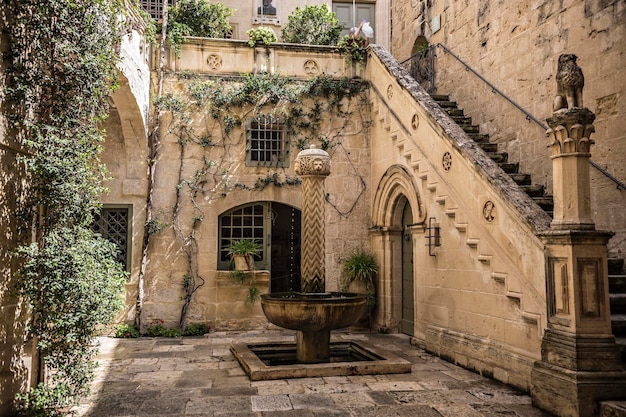 Patio del Museo de la Casa Histórica de Palazzo Falson, Mdina, Malta