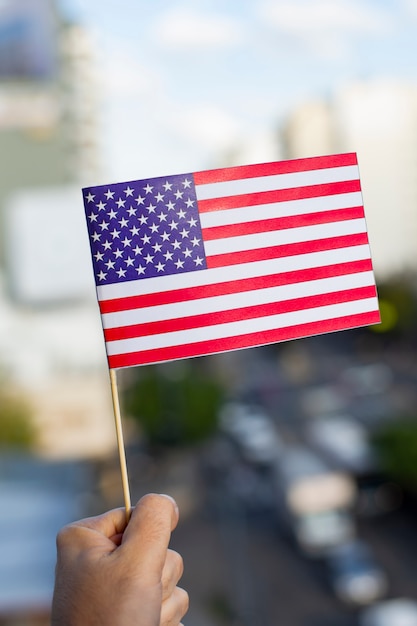 Patriotischer USA-Hintergrund mit amerikanischer Flagge