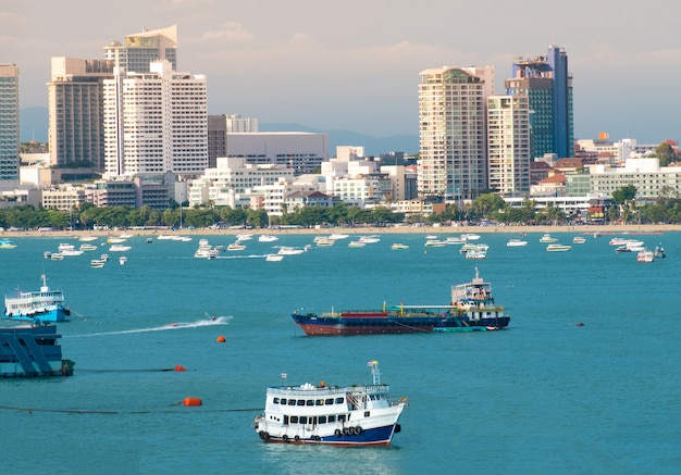 Pattaya-Stadt scape schöne Buchtansicht.