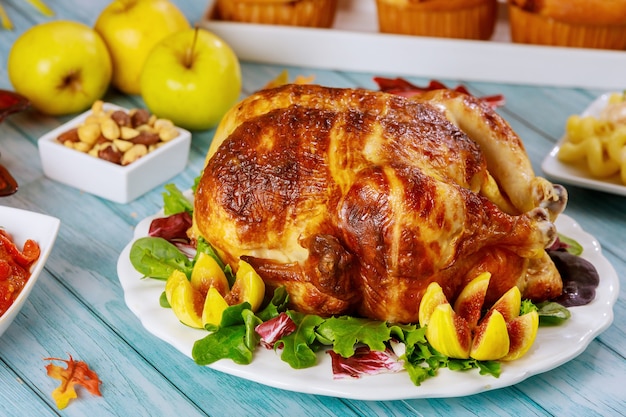 Foto pavo tradicional asado casero para el día de acción de gracias