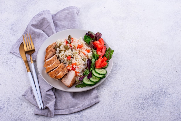 Pechuga de pollo a la plancha con arroz