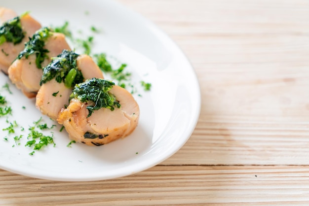 Pechugas de pollo rellenas de espinacas y queso