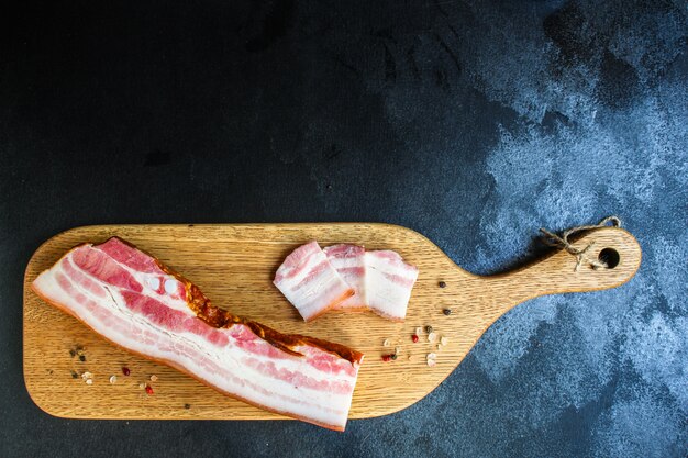 Pedaço de carne defumado bacon