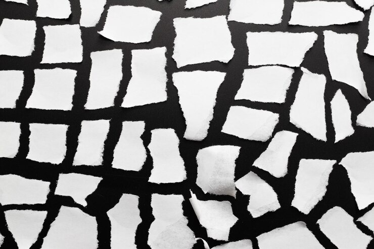 Foto pedaços de papel branco vazios isolados espaço para texto ou design