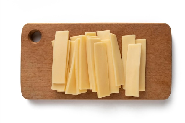 Pedazo y rebanadas de queso aislado