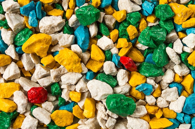 Pedra esmagada colorida para fundo de design paisagístico mistura multicolorida sem pessoas