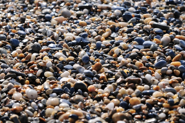 Pedras de seixo na praia