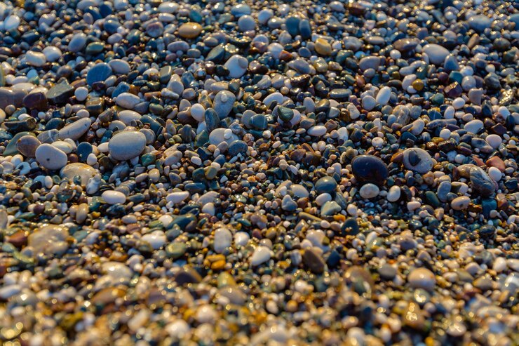 Foto pedras de seixos na praia
