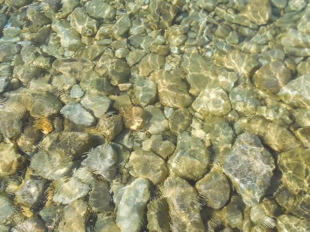 Pedras na fotografia de água