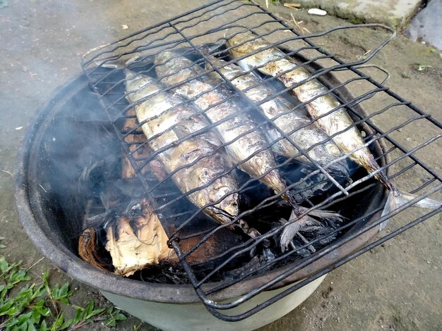 Peixe grelhado culinária indonésia