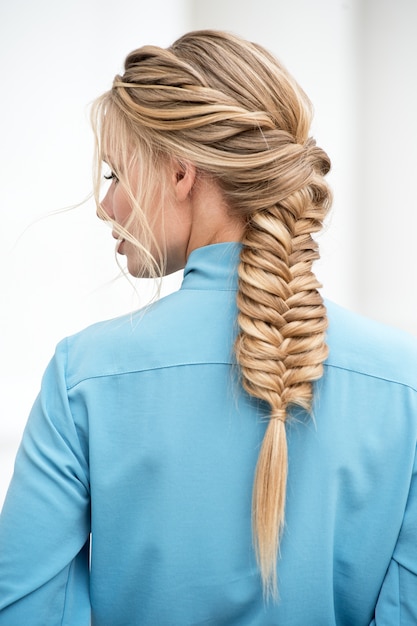 Pelo trenzado. Peinado Boho. Peinado de novia.