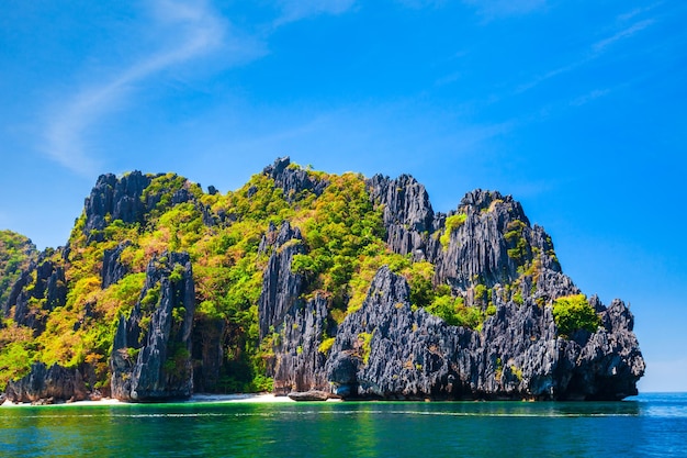 Penhasco de montanha em El Nido Filipinas